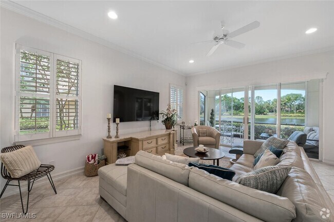 Building Photo - 2625 Estrella Dr Unit 15-1 Rental