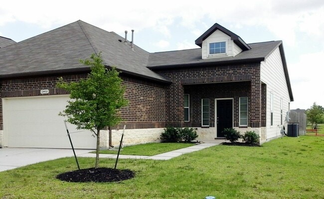 Building Photo - 12402 Maura Lane