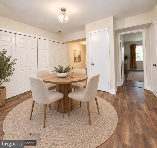 1405 Silver Ct