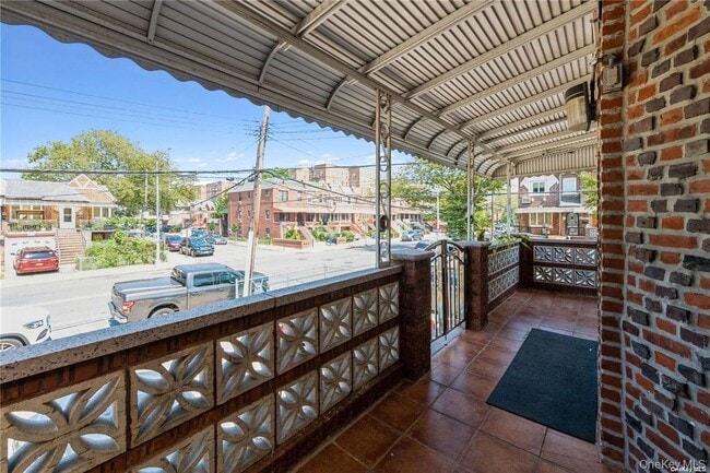 Photo - 838 Avenue Z