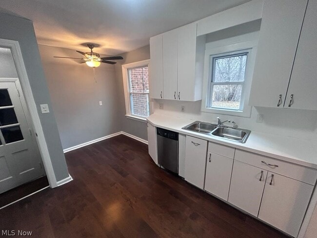 Photo - 4843 Westbourne Rd