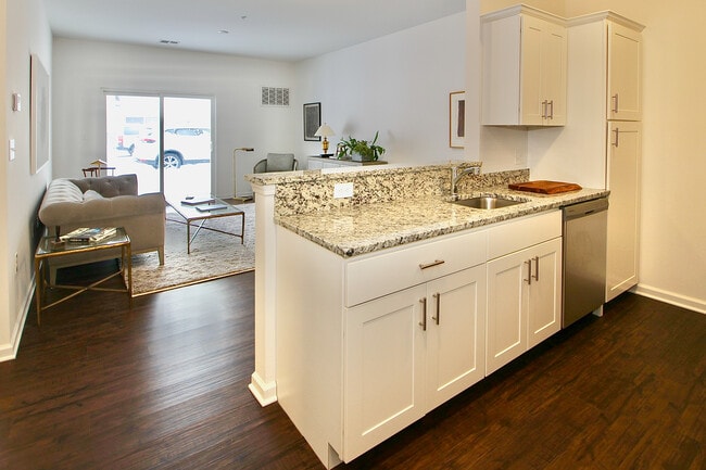 Pinnacle Living at Forts Ferry - Pinnacle Living at Forts Ferry