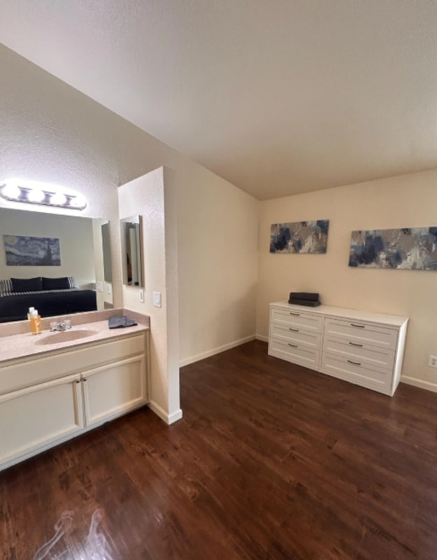 Photo - 4304 Calcutta Way Unit #6