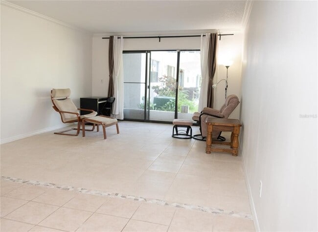 Building Photo - 1504 Virginia Ave Unit 105 Rental