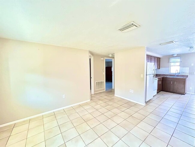 Photo - 5805 Delaware Ave