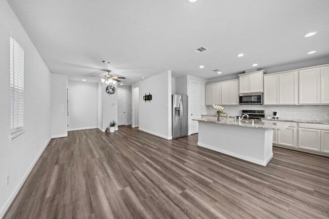 Photo - 9913 Brickhouse Dr