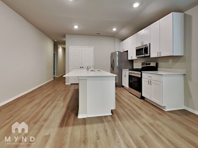 Photo - 1447 Cedar Plns Ct