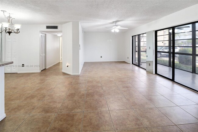 Photo - 9887 N Belfort Cir Unit 112
