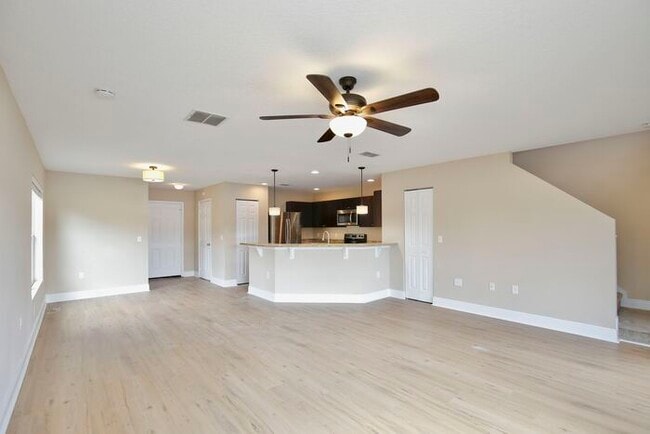 Photo - Spacious 3/2.5 End-Unit with Breathtaking Lake Views in Sanford!