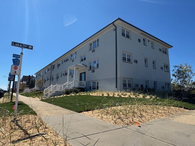 TWELVE17 Ocean Ave