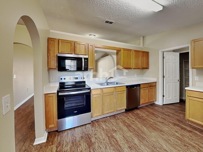 Photo - 2063 Corner Meadow Cir