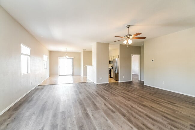 Photo - 1142 E Desert Rose Trail