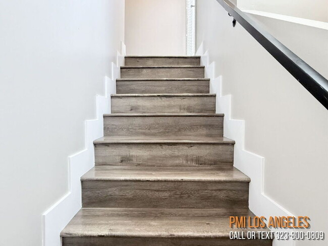 Photo - 3650 Percy St