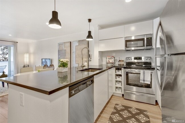 Photo - 2250 NW 58th St Unit 302