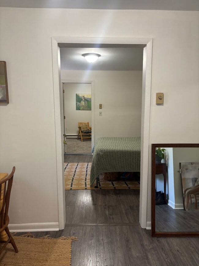 Photo - 963 W Beverley St Unit #4