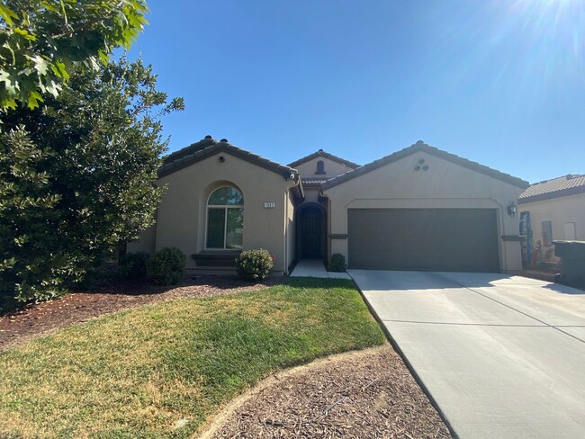 Photo - Lovely Home for rent in Visalia, Ca