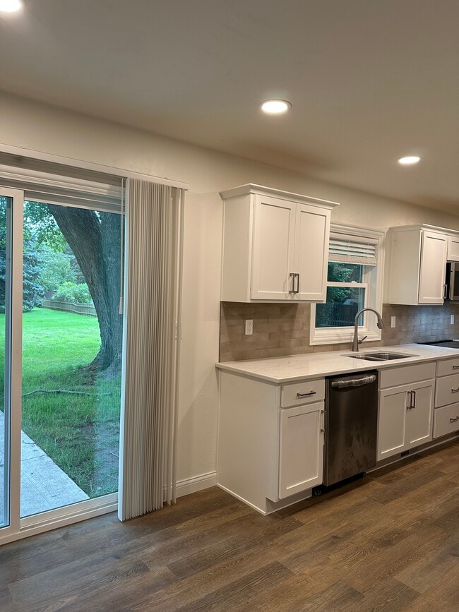 Photo - 1814 Fairview St