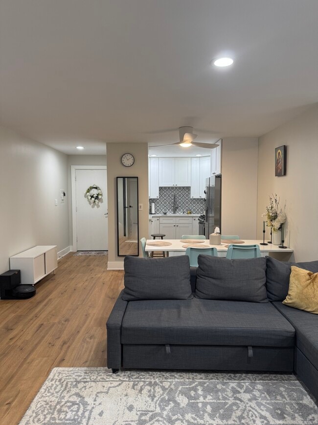Building Photo - 7840 W North Ave Unit 2A