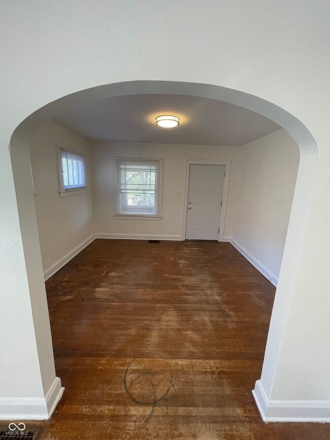 Photo - 927 N Chester Ave