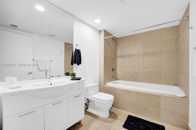 Photo - 475 Brickell Ave Unidad 3310