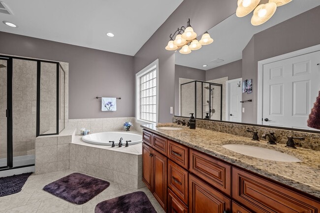 Photo - 1923 Strathmore Dr