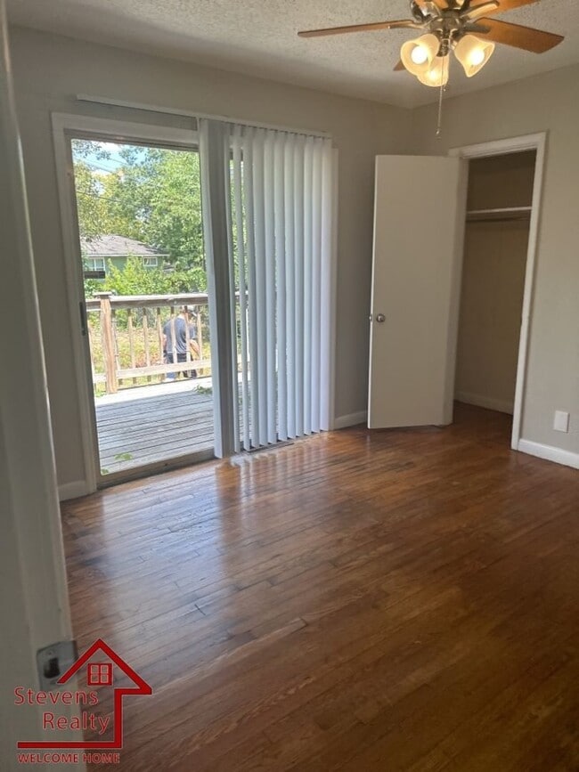 Photo - 3868 Mark Twain Cir