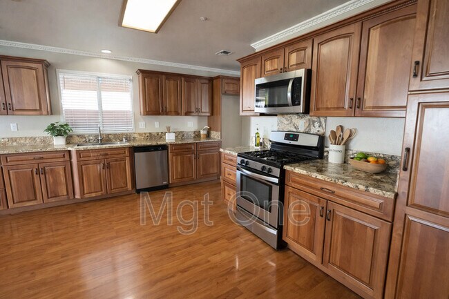 Photo - 7671 St Andrews Dr