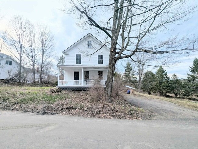 Photo - 33 Old Cemetery Rd