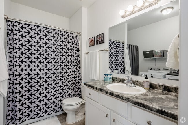 Bathroom - Country West Patio Home Apartments