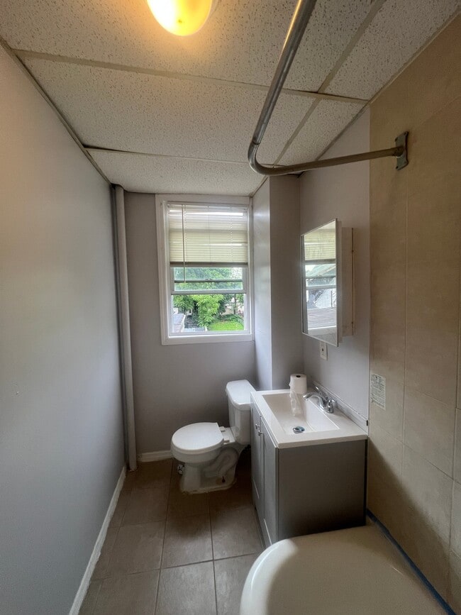 4 Eaton Pl