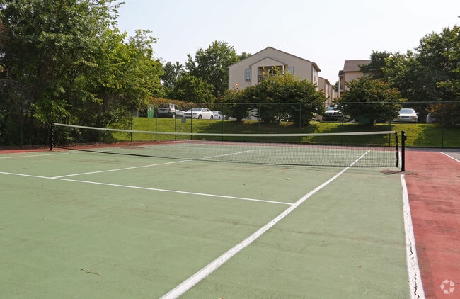 Tennis Court - Village of Canterbury Apartment Homes