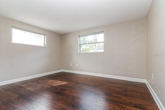 Photo - 4929 Amherst Ct