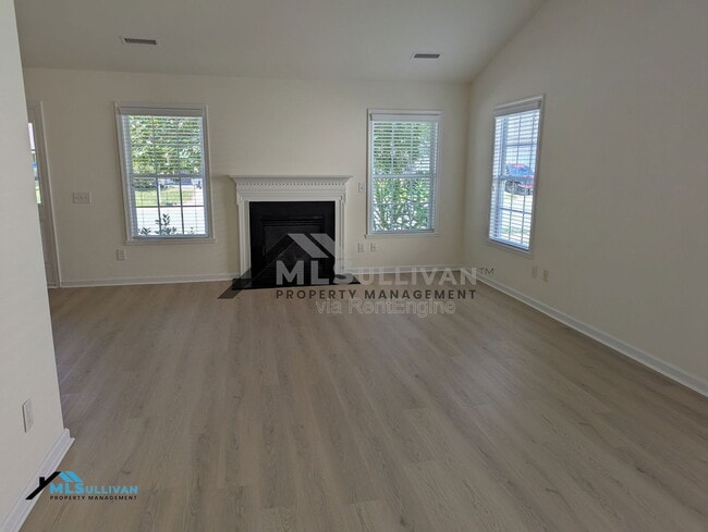 Photo - 1327 Fairmont St