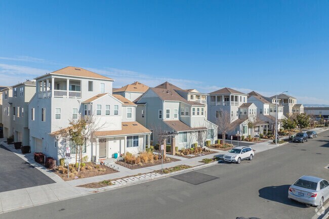 Alternate Exterior - Bayshores