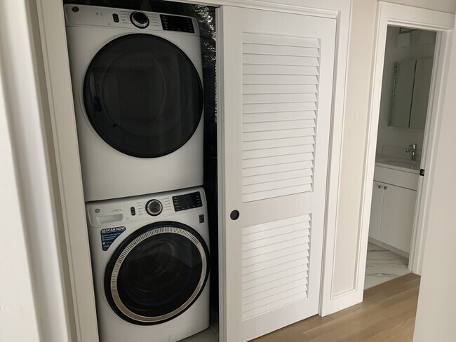 Photo - 281 Lamartine St Unit 1