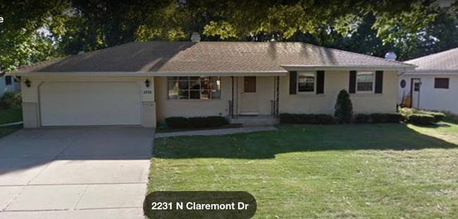Photo - 2230 N Claremont Dr