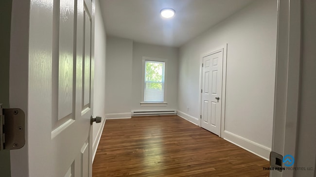 Photo - 100 Broad St Unit B