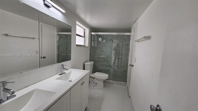 Photo - 871 NE 195th St Unit 204