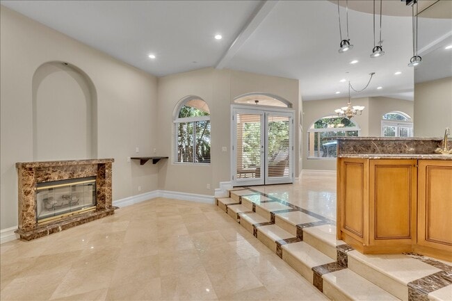 Photo - 5150 Teesdale Ave