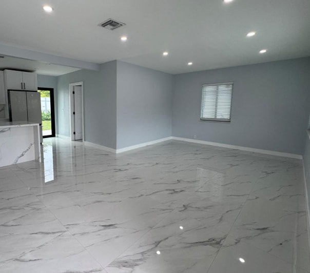 Photo - 16440 NE 10th Ave