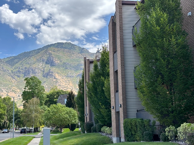 Photo - 284 E 600 N Unit #8