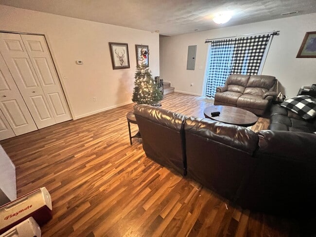 Photo - Radford, 3 BR / 1.5 BA, Available for the fall term