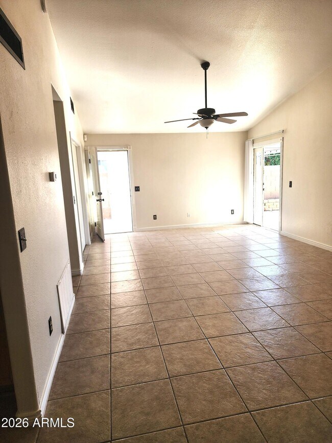 Photo - 7545 W Kerry Ln