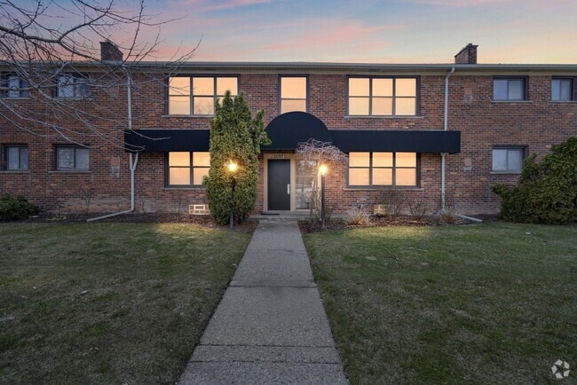 Building Photo - 25707 Woodward Ave Unit 205 Rental
