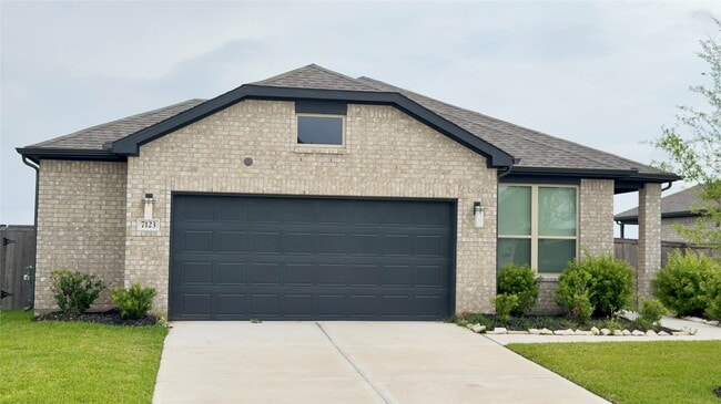 Building Photo - 7123 Glennwick Grv Ln