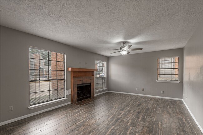 Photo - 2402 Sycamore Ave Unidad A1