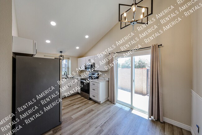 Photo - 8111 W Wacker Rd