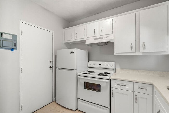 Building Photo - 5 Beaver Park Rd Unit 6
