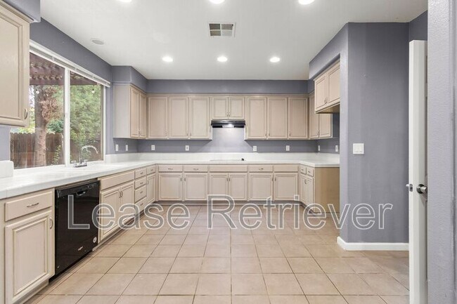 Photo - 4244 Lindsey Ln