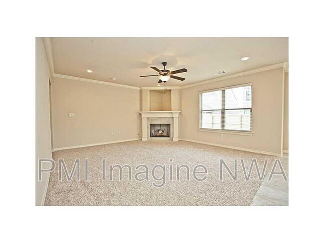 Photo - 2669 N Miranda Ave